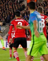  国米铁卫，乌龙送礼葬送好局  