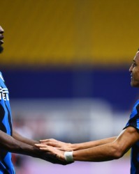  国米旧将桑切斯破门助马赛欧联晋级  