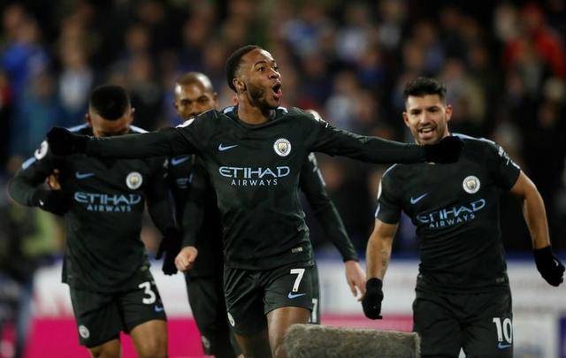  曼城绝杀利物浦豪取十连胜领跑英超  